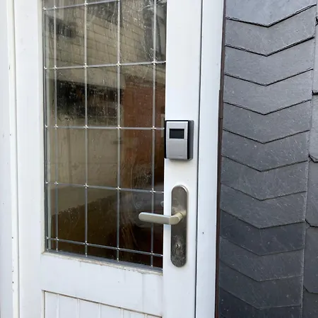 Wandergesellenzimmer Mit Bad Und Küche * Ilmenau