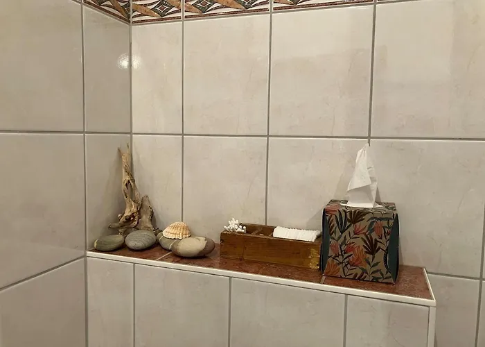 Wandergesellenzimmer Mit Bad Und Küche Apartment